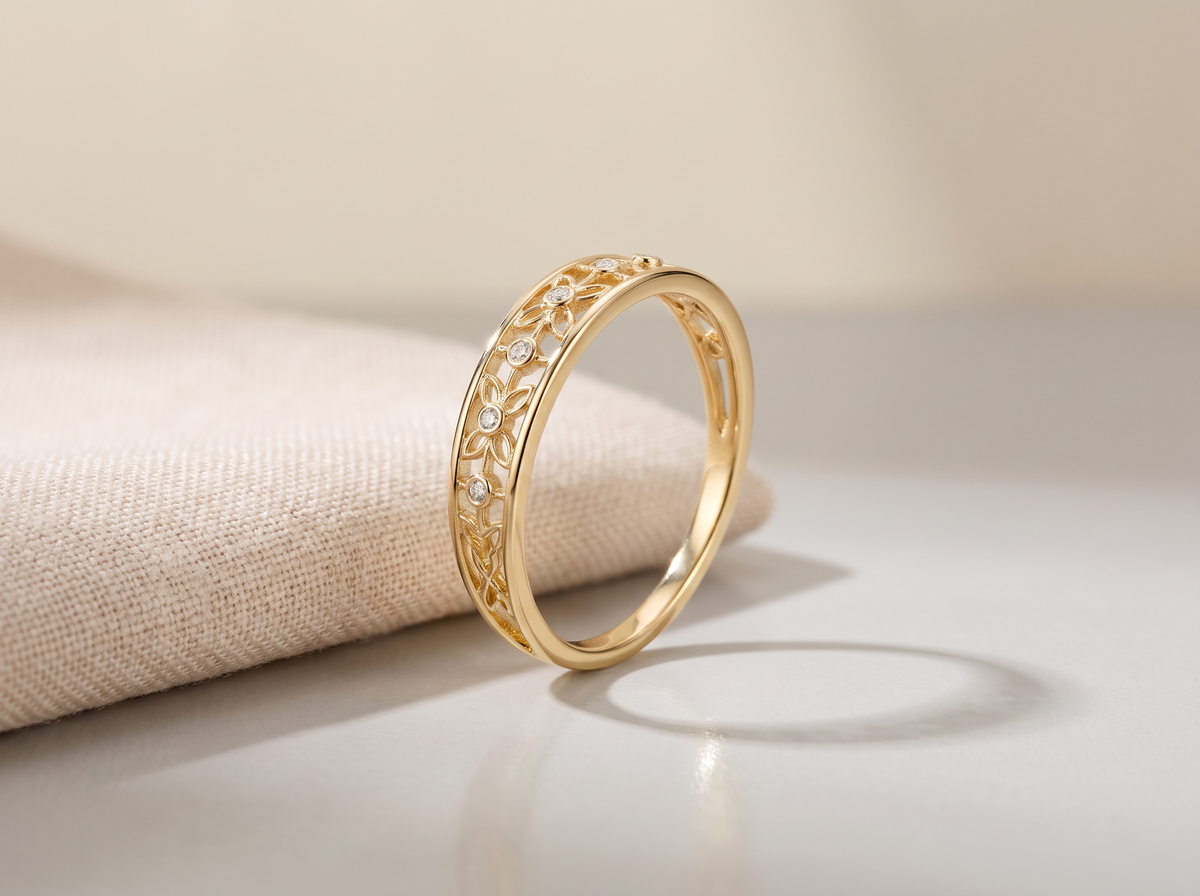 Neve Band Ring